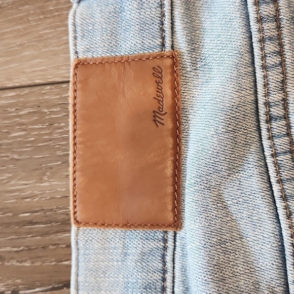 Madewell Distress Jeans - Picture 8 of 9